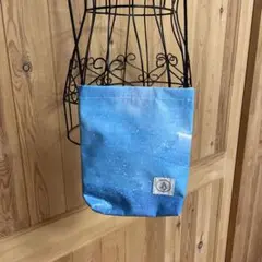 値下げ　ボルコム　青のグラデーションポーチ 非売品