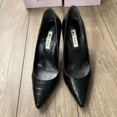 DIANA ブラック クロコダイル型押し ハイヒール