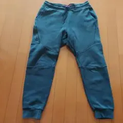 Nike ダークグリーン スウェットパンツ