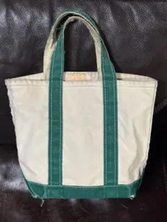 Item thumbnail for item 26705e5a-d208-42d7-b95c-39c6e91c7491