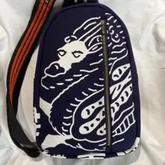 前掛けボディバッグ　中サイズ