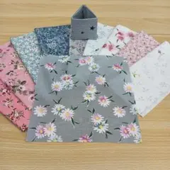 ★A751★ カットクロス/プリント生地/国産/25cm×25cm/10点