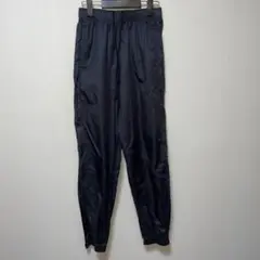PUMA プーマ　黒　ナイロン　ジャージジョガー　パンツ　　L