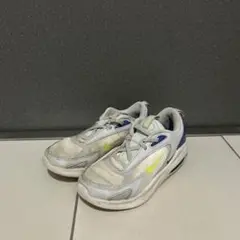 NIKE エアマックスボルト 20cm 子どもキッズスニーカー小学生