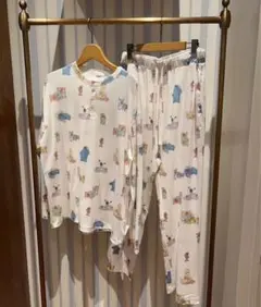新品プルオーバー&ロングパンツ 上下セット 白