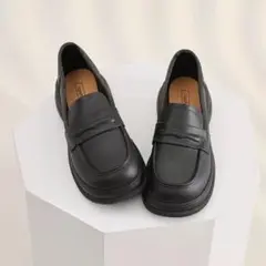 Item thumbnail for item 975a7c69-c0d3-4ab9-93dd-4c5c3870aaf4