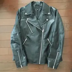 ユニクロ ダブルライダースジャケット