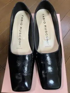 ★超美品　FABIO RUSCONI スクエアトウパンプス 黒　エナメル　37