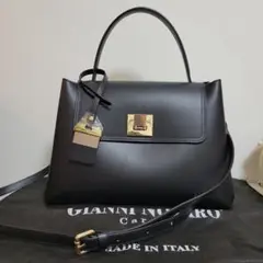 ジャンニノターロ GIANNI NOTARO Carol J.
