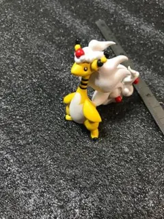 激レア 入手困難 リアルフィギュアキーホルダー メガシンカ メガリザードンX 激レア 入手困難 リアルフィギュアキーホルダー メガシンカ 3
