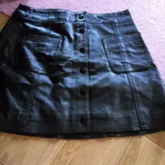 H&M ブラックレザー風タイトスカート EUR 34