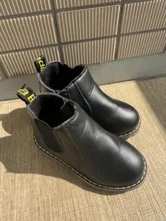 ブラック チェルシーブーツ キッズ
