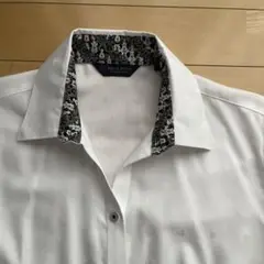 ディズニー　白ワイシャツ
