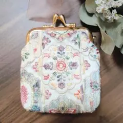 43 ハンドメイド がま口ポーチ インド刺繍 スパンコール