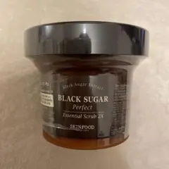 SKINFOOD ブラックシュガー パーフェクト エッセンシャル スクラブ2X…