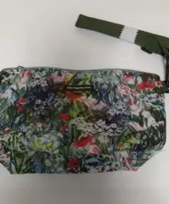 Item thumbnail for item 41621fb1-36d7-48e4-820c-6b75e4d0c428