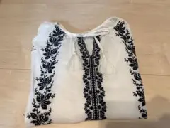 ＊刺繍ブラウス長袖ホワイト