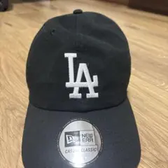 New Era LA ブラックベースボールキャップ