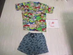 ディズニーキッズTシャツと恐竜柄半ズボン(おまけつき）