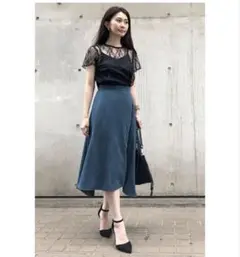 美品❤️DRWCYS イレギュラーヘムライン スエードスカート ネイビー