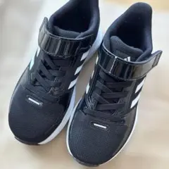 【新品未使用】アディダス コアファイト １７cm ブラック adidas