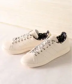 ★ WOMEN adidas スタンスミス(マリメッコ)★替え紐付き★新品★