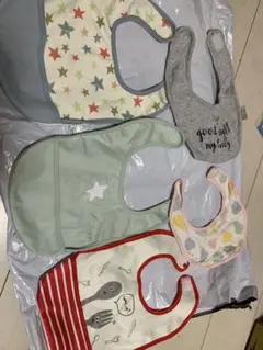 よだれかけ　エプロン　食事エプロン　赤ちゃん　ベビー　5枚セット　年少様まで