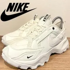 NIKE WMNS TC 7900 ナイキ ティーシー 7900 ホワイト