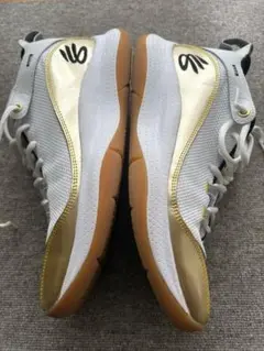 アンダーアーマー カリー Curry 3z5 27cm