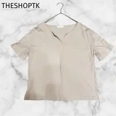 ＊THESHOPTK＊【M】ベージュ半袖ブラウス 袖ドレープ オフィス 通勤