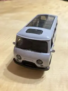 【レア】ソ連製のミニカー UAZ 452B箱付き(1/43スケール) レア】ソ連製のミニカー UAZ 452B箱付き(1/43スケール) - メルカリ