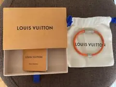 Item thumbnail for item d6251201-82fa-4f4c-8734-f656f1024499