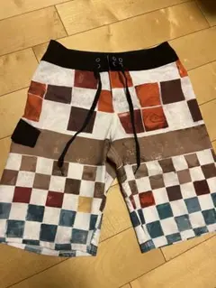 Quiksilver チェック柄 サーフパンツ160