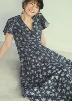 mite 小花柄　A ラインワンピース