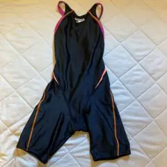 speedo スイムスーツ FINA認証　140 または150