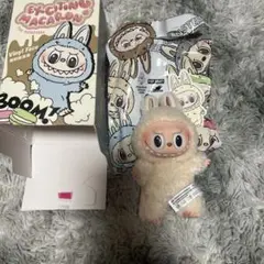 POP MART Exciting Macarons ぬいぐるみ　ソイミルク