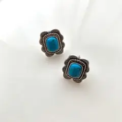 【在庫限り】ピアス　ターコイズブルー　シルバー　エスニック　ヴィンテージ　ナバホ