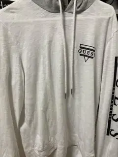 guessパーカー