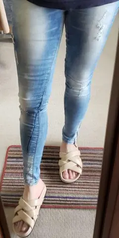 Bershka スーパースキニーデニムパンツ 36