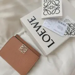【正規品】LOEWE ロエベ アナグラムトライフォールドウォレット タン