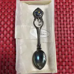 Item thumbnail for item ddcb63f1-1cb2-4e47-9cc1-10efb9032536