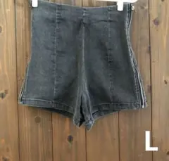OCTOBER studioサイドジッパー ショートパンツＬ