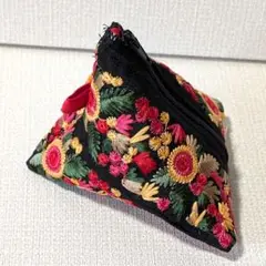 インド刺繍テトラポーチhandmade