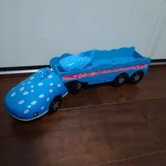 ジンベイザメカー　おもちゃ　マリンフレンズトランスポーター