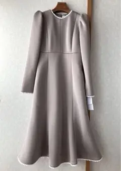 《新品タグ付き》CELFORD セルフォード レーストリムポンチワンピース