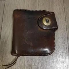 15年の経年変化で味が出てます!! レッドムーン 二つ折り財布