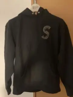 supreme Sロゴ パーカー Mサイズ 商品の状態は目立った傷や汚れ無し