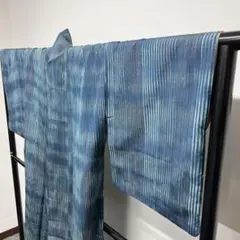 縦縞にぼかしの小紋 着物 紬地