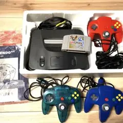 【電源チェック済】Nintendo64本体 コード+コントローラー3つ ソフト付