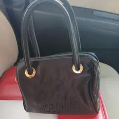 MOSCHINO ブラック キルティング ハンドバッグ
